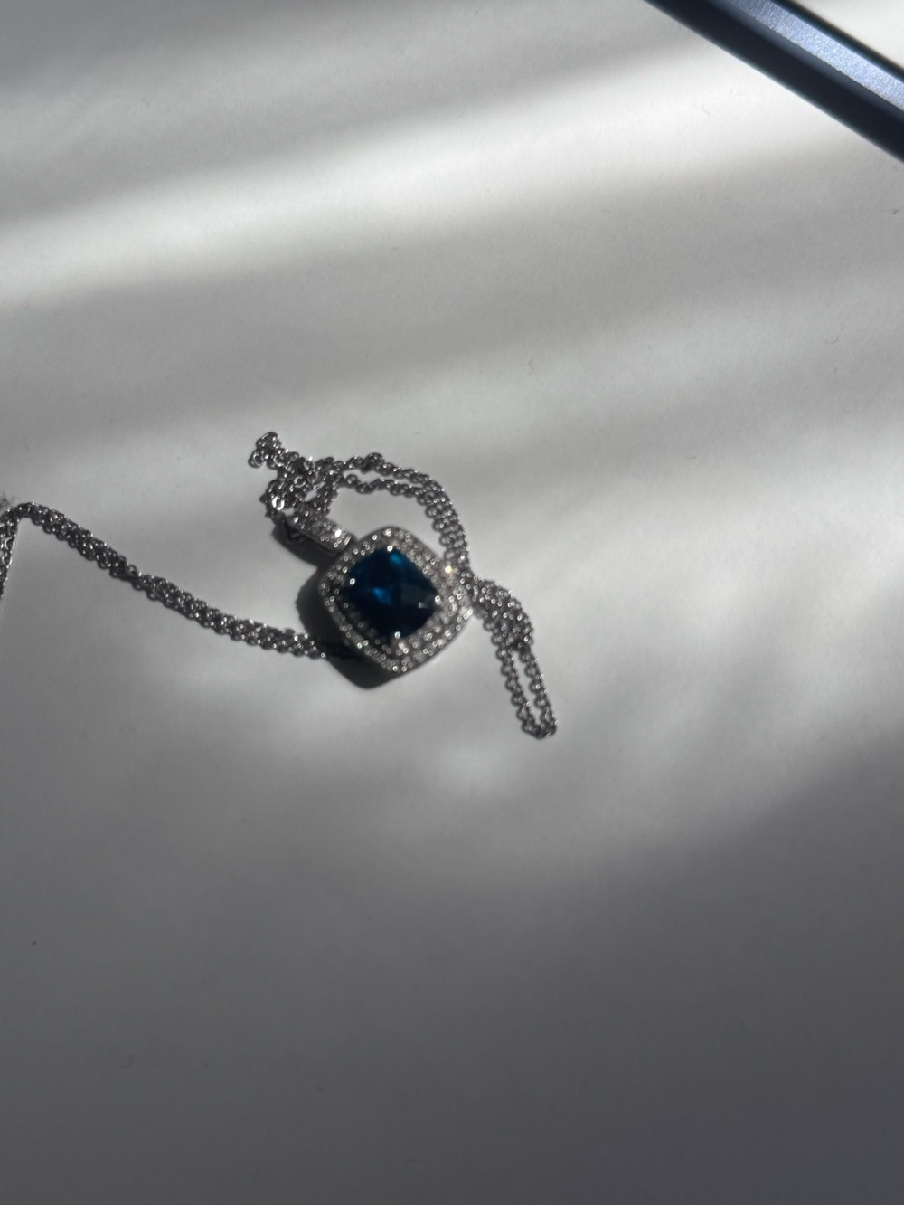 White Gold Necklace with lab grown diamonds